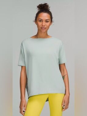 lululemon athletica Back In Action Shirt